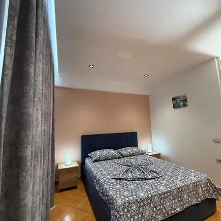 Jurgen Appartement Velipojë